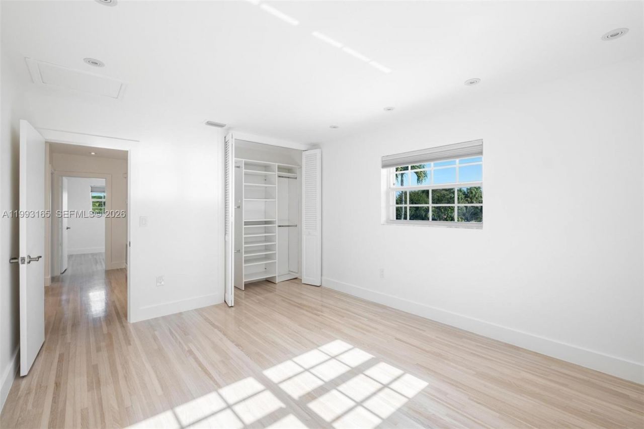 11401 SW 72nd Pl , Pinecrest, FL 33156 Photo