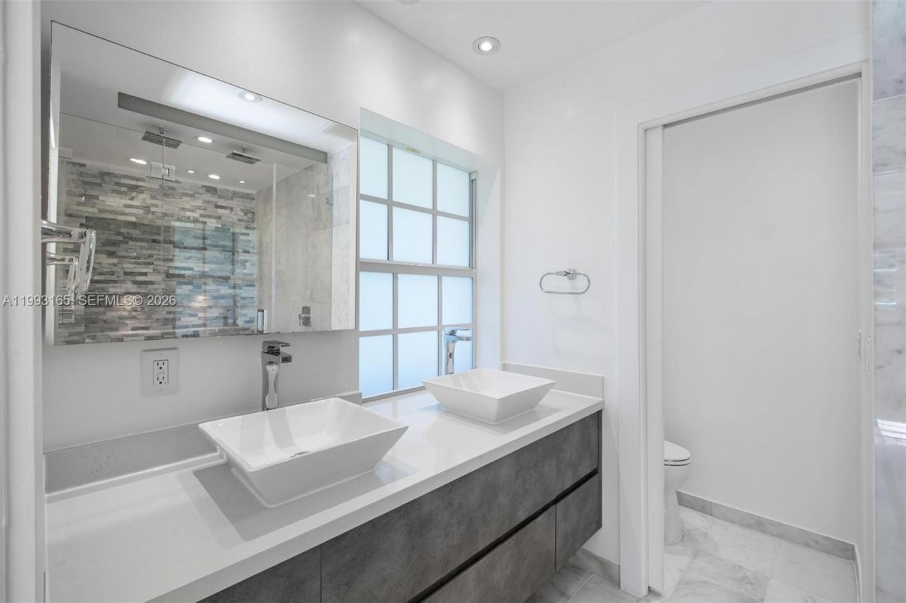 11401 SW 72nd Pl , Pinecrest, FL 33156 Photo