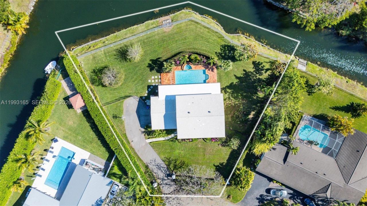 11401 SW 72nd Pl , Pinecrest, FL 33156 Photo