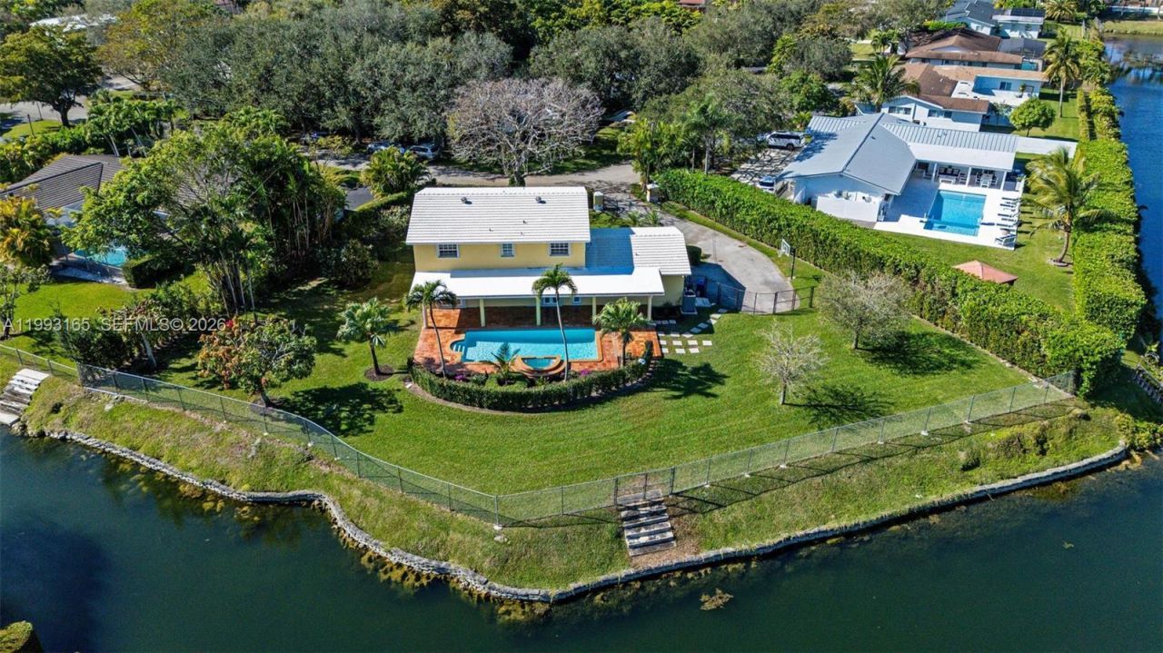 11401 SW 72nd Pl , Pinecrest, FL 33156 Photo