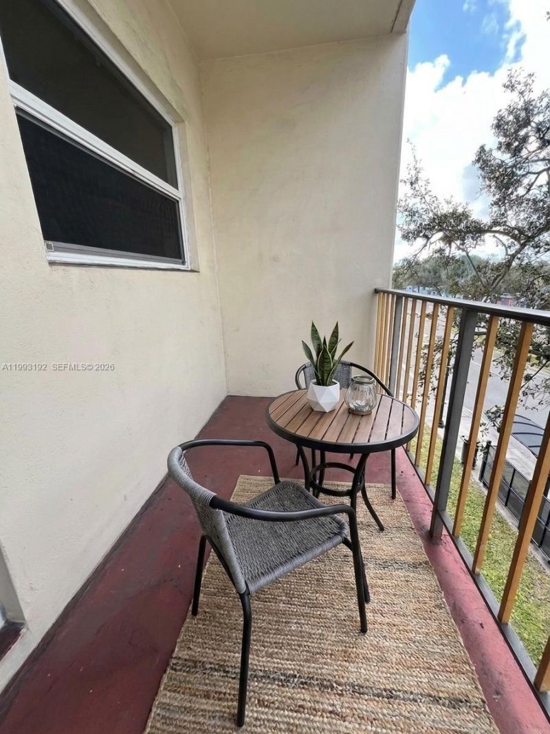 1747 Rodman St, Unit 309, Hollywood, FL 33020 Photo