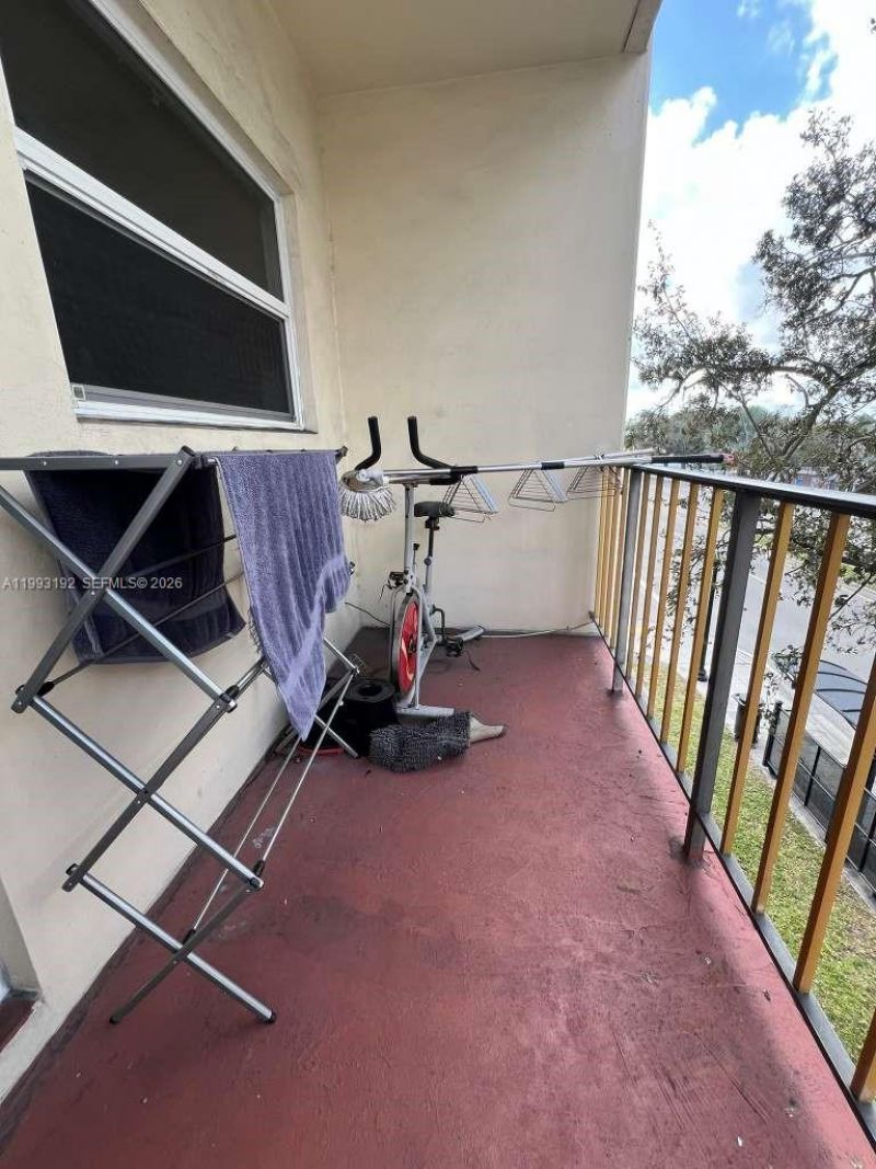 1747 Rodman St, Unit 309, Hollywood, FL 33020 Photo