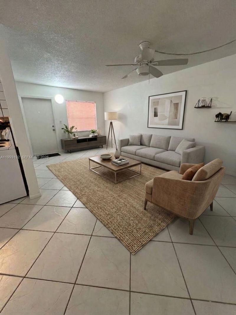 1747 Rodman St, Unit 309, Hollywood, FL 33020 Photo