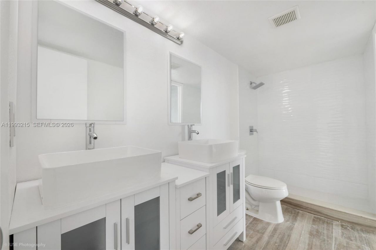 2211 SW 122nd Ct , Miami, FL 33175 Photo