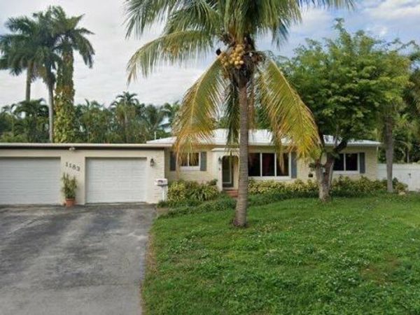 1183 NE 88th St , Miami, FL 33138