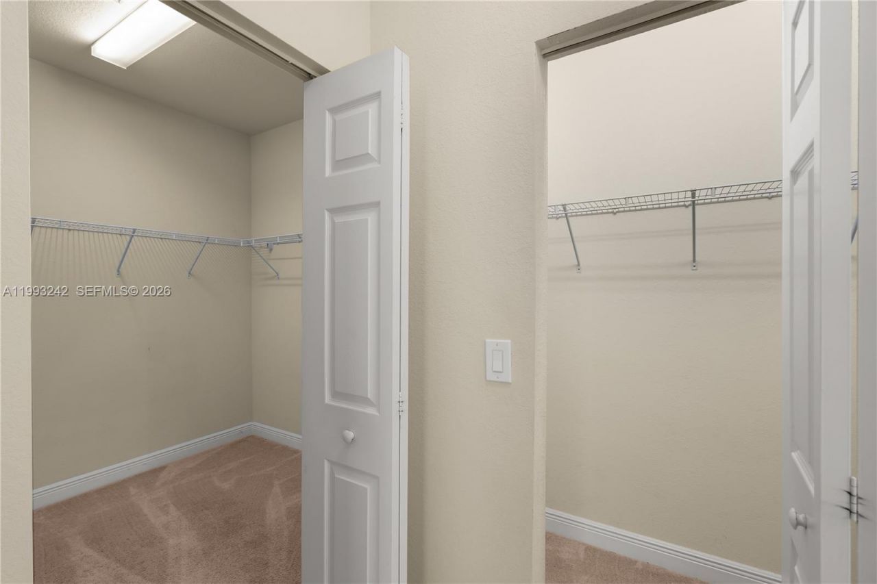 10021 NW 87th Ter, Doral, FL 33178 Photo