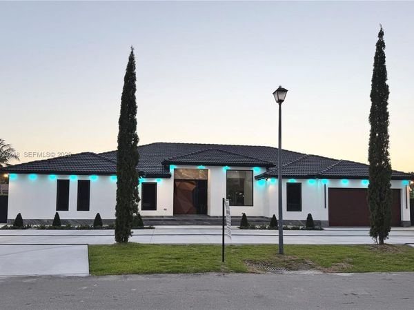 19880 SW 134th Ave, Miami, FL 33177
