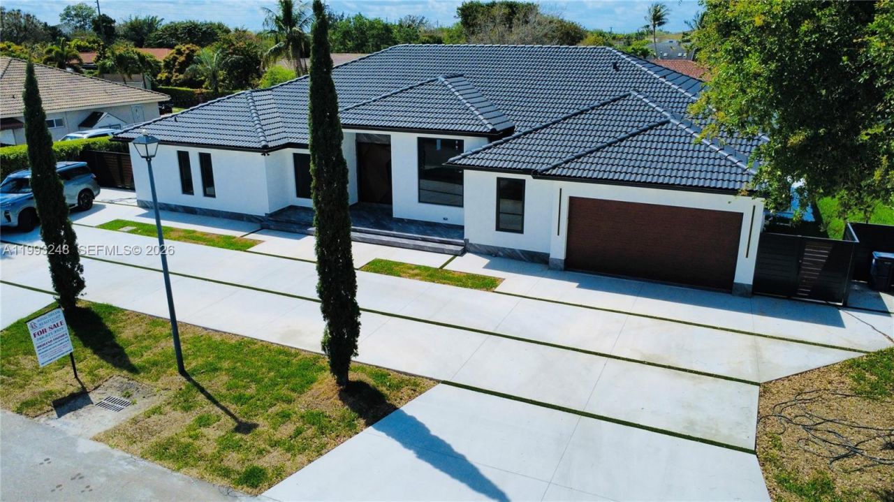 19880 SW 134th Ave, Miami, FL 33177 Photo