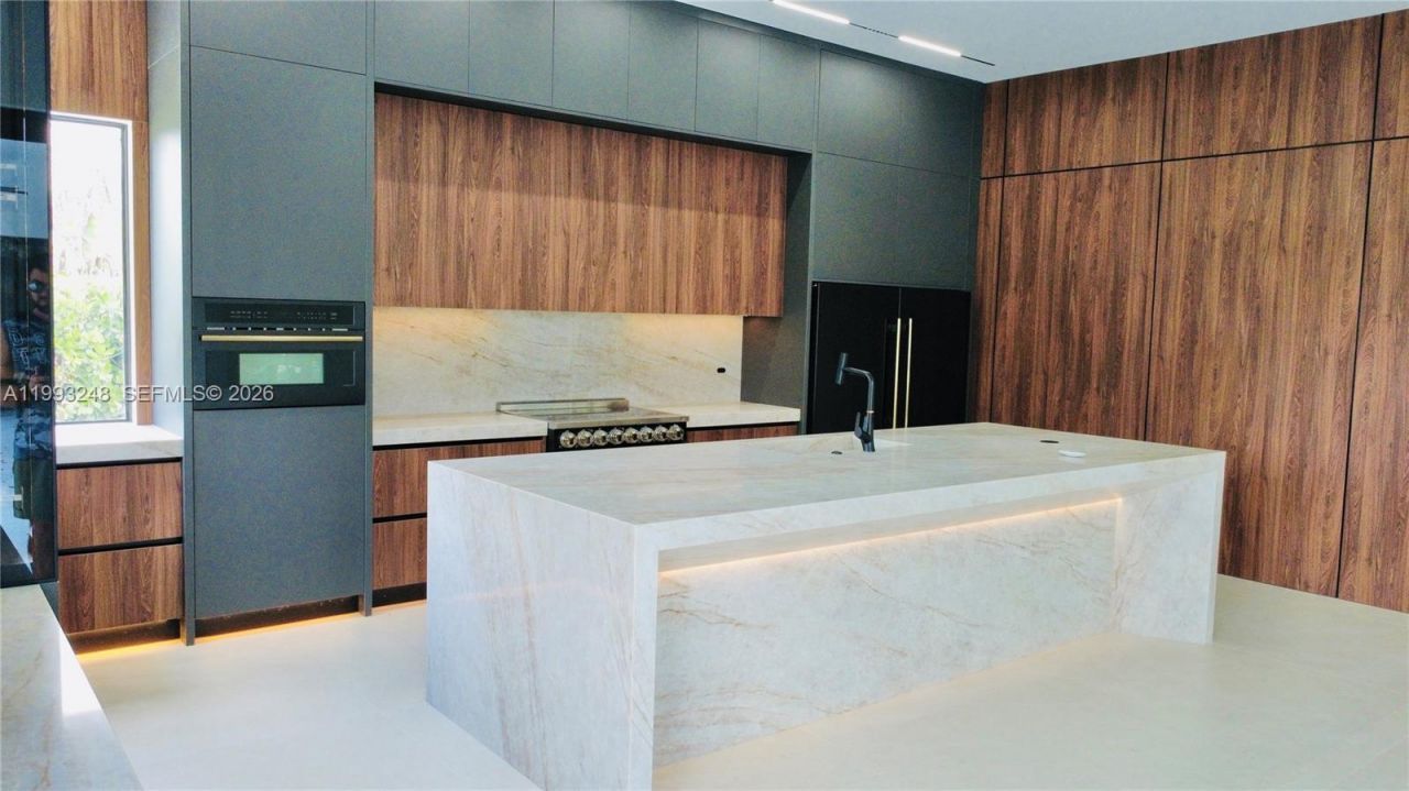 19880 SW 134th Ave, Miami, FL 33177 Photo