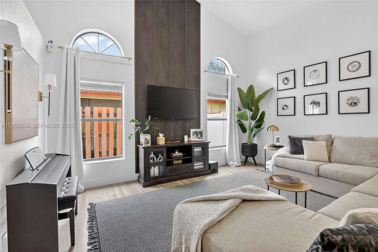 10910 NW 18th Ct, Plantation, FL 33322 Photo