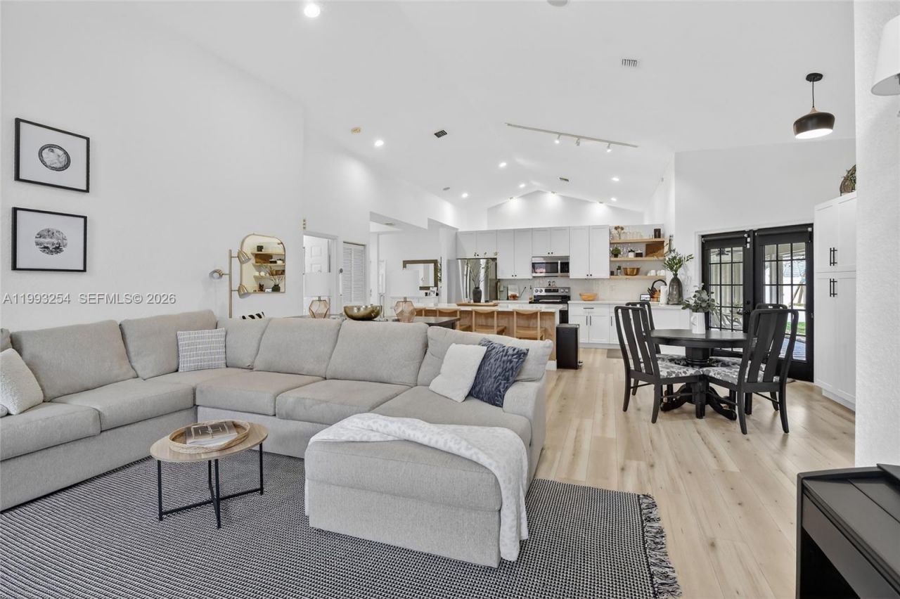 10910 NW 18th Ct, Plantation, FL 33322 Photo