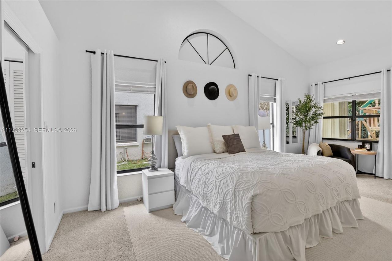 10910 NW 18th Ct, Plantation, FL 33322 Photo