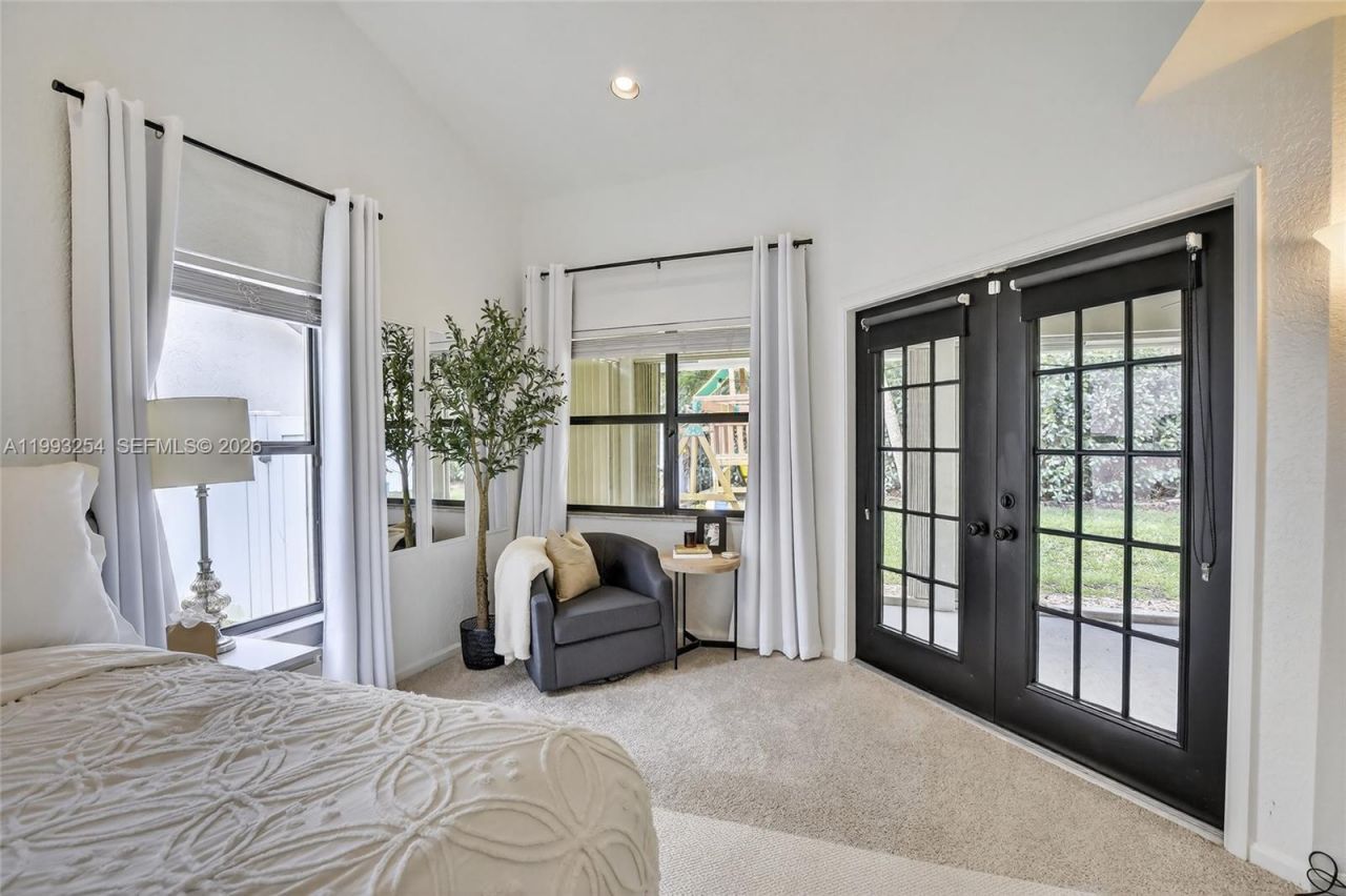 10910 NW 18th Ct, Plantation, FL 33322 Photo