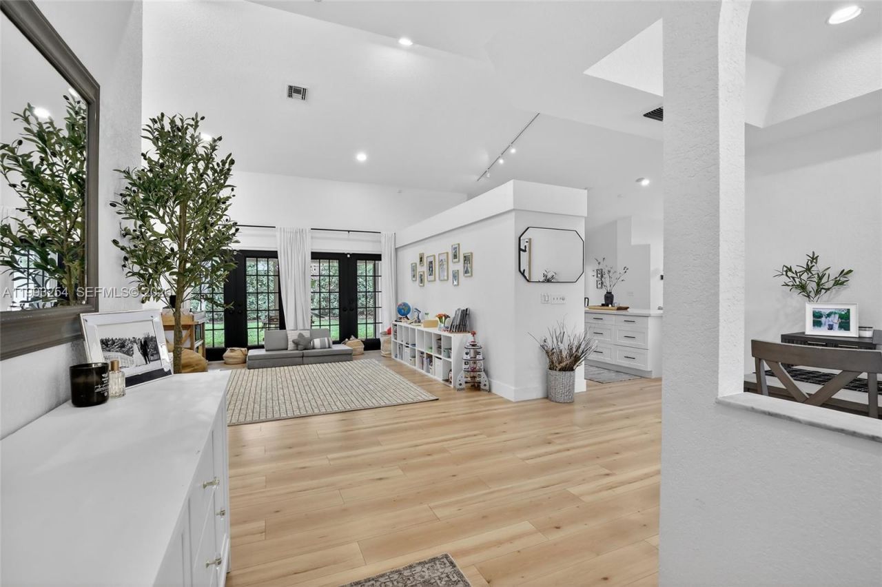 10910 NW 18th Ct, Plantation, FL 33322 Photo