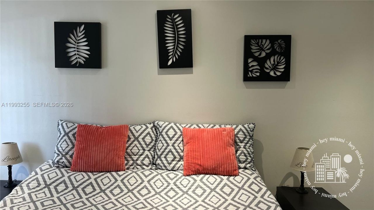 401 Golden Isles Dr , Unit 101, Hallandale Beach, FL 33009 Photo