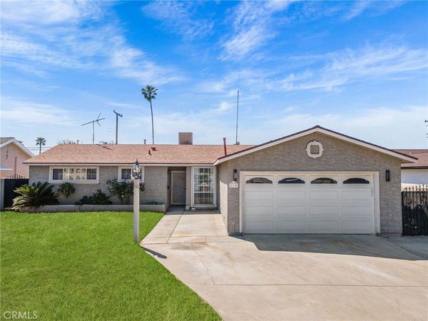 218 Foxbury, Pomona, CA 91767
