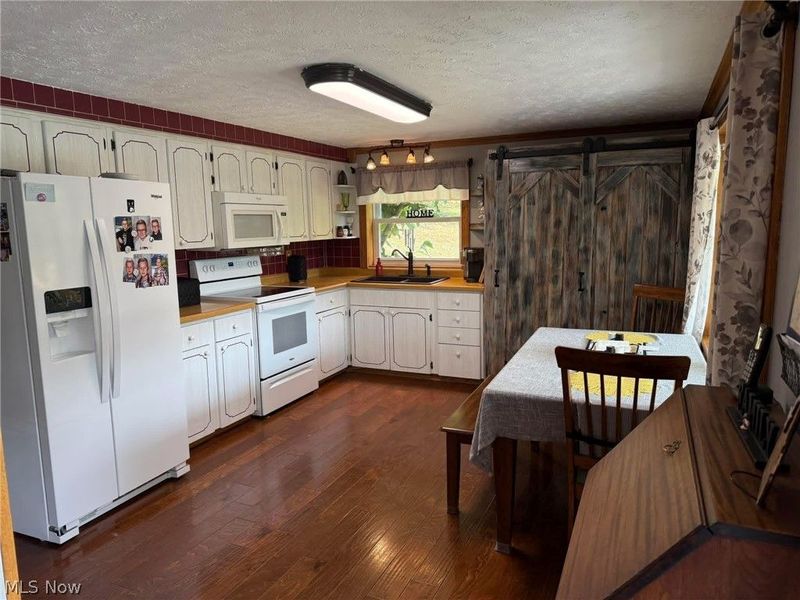 132 Valley Drive, Richmond, OH 43944 Photo 17