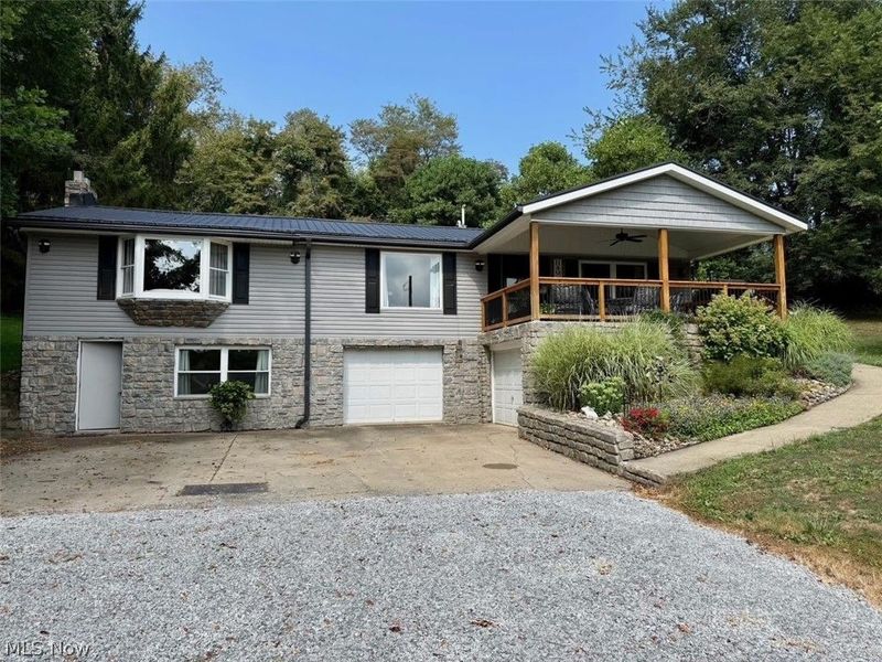 132 Valley Drive, Richmond, OH 43944 Photo 2