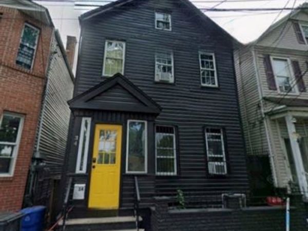 34 Duryea St, Newark, NJ 07103