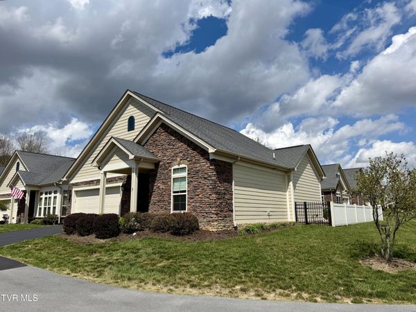 1450 Hatterdale Farm Road, Unit 1450, Blountville, TN 37617