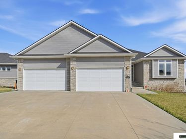 7272 Fuji Lane , Lincoln, NE 68516
