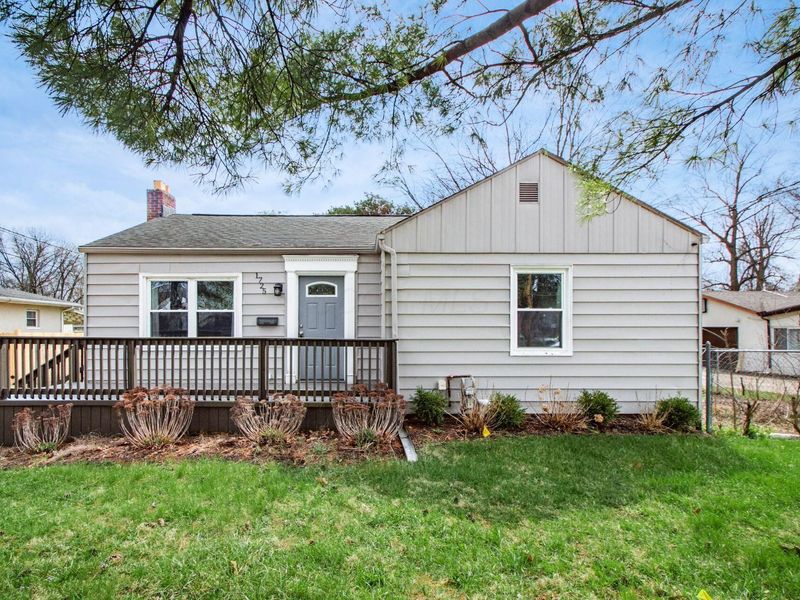 1725 E Cooke Road, Columbus, OH 43224 Photo 1