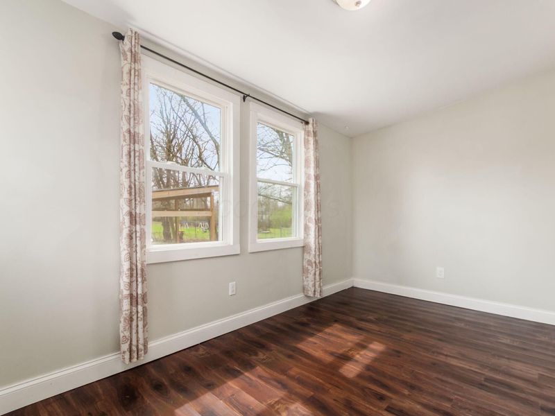 1725 E Cooke Road, Columbus, OH 43224 Photo 14