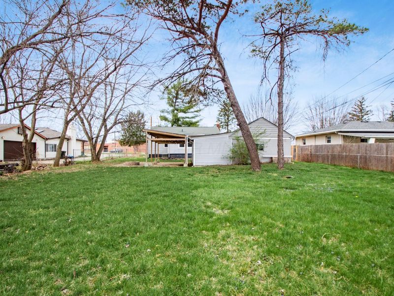 1725 E Cooke Road, Columbus, OH 43224 Photo 34