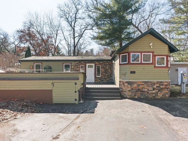 140 Sugar Maple Circle, Unit 179, Wisconsin Dells, WI 53965