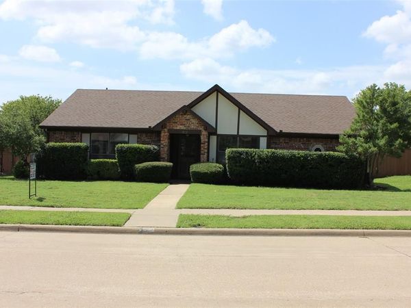 812 Shannon Drive, Plano, TX 75025