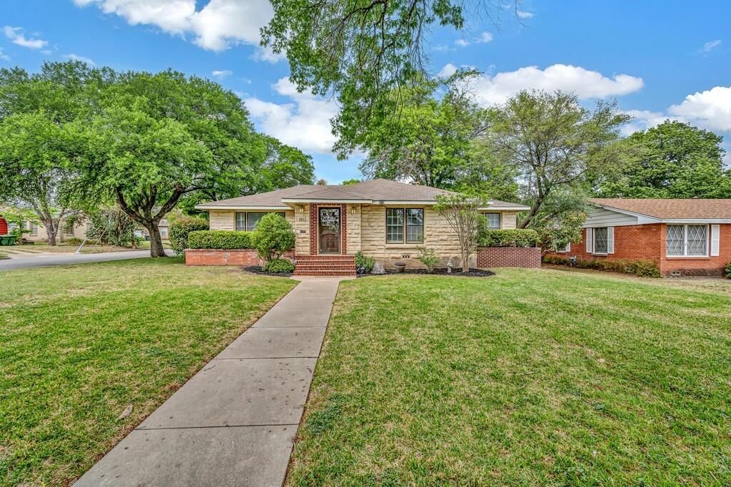 3917 Morrow Avenue , Waco, TX 76710 Main Photo