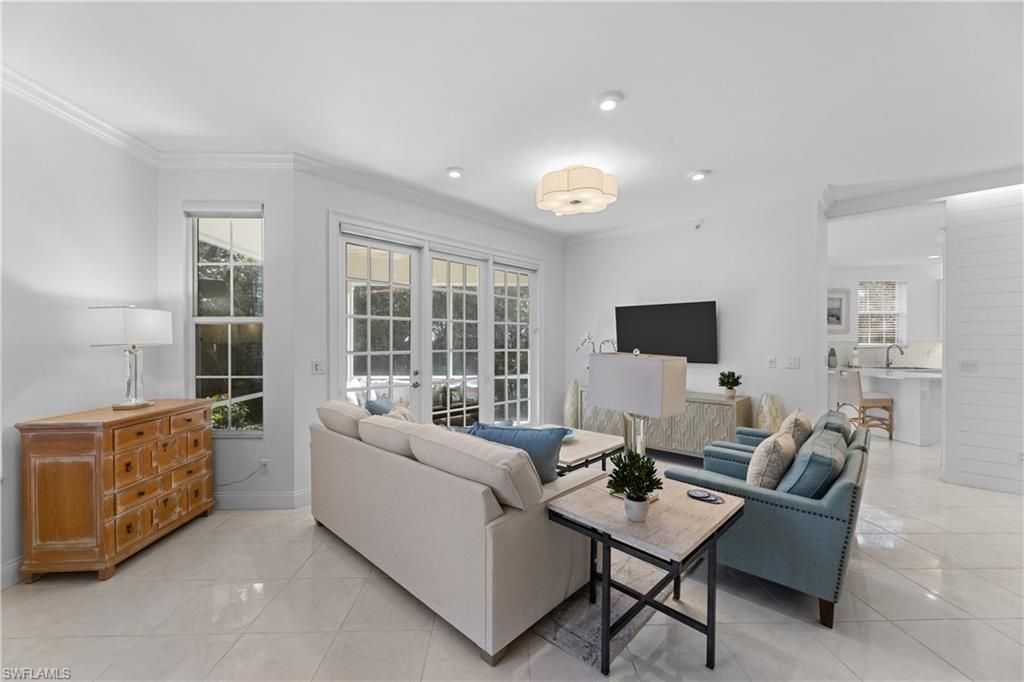 193 Colonade Cir , Unit 1506, Naples, FL 34103 Photo