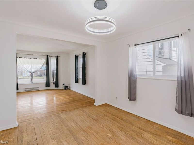 1911 Beverly Hills Drive, Euclid, OH 44117 Photo 6