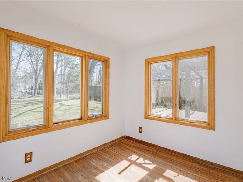 1911 Beverly Hills Drive, Euclid, OH 44117 Photo 8