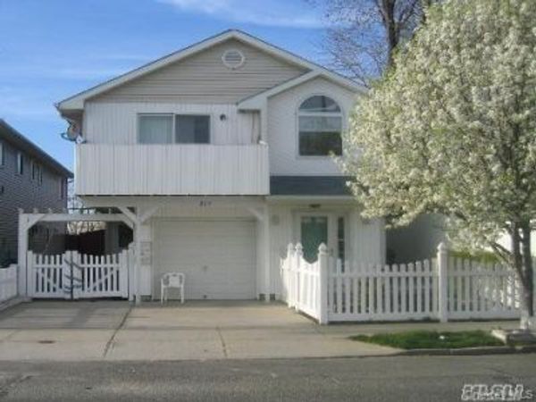 265 E Pine Street, Long Beach, NY 11561