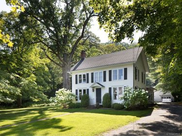 16 Under Mountain , Salisbury, CT 06068