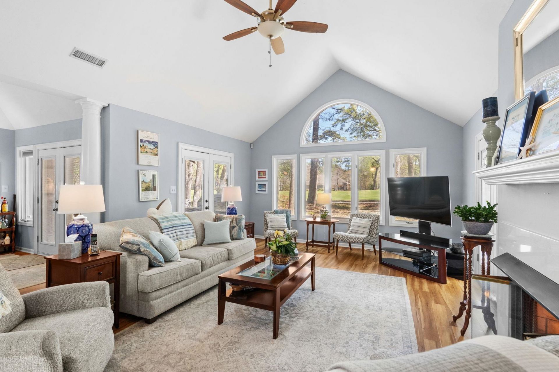 1207 Spinnaker Dr. Photo 11