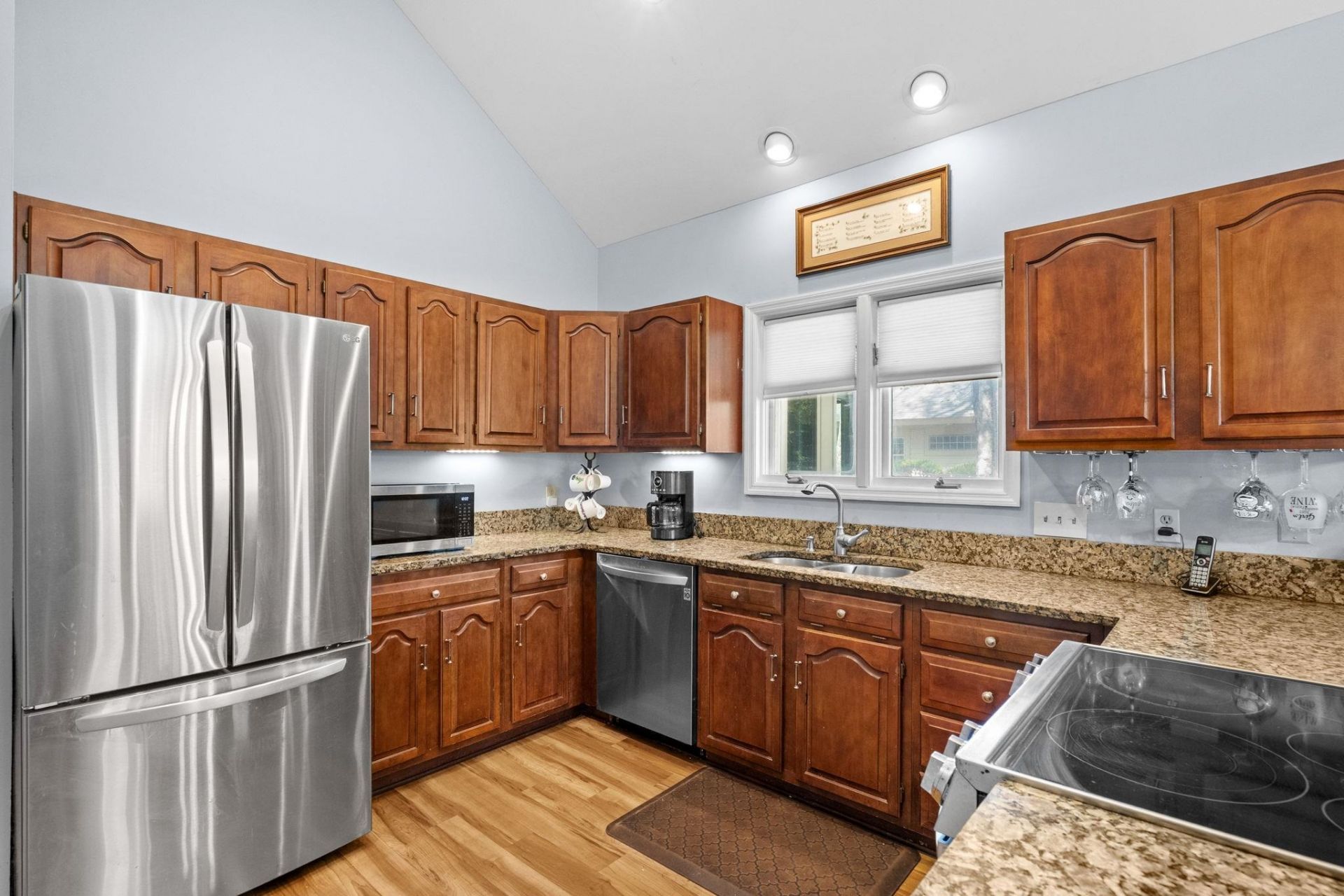 1207 Spinnaker Dr. Photo 17