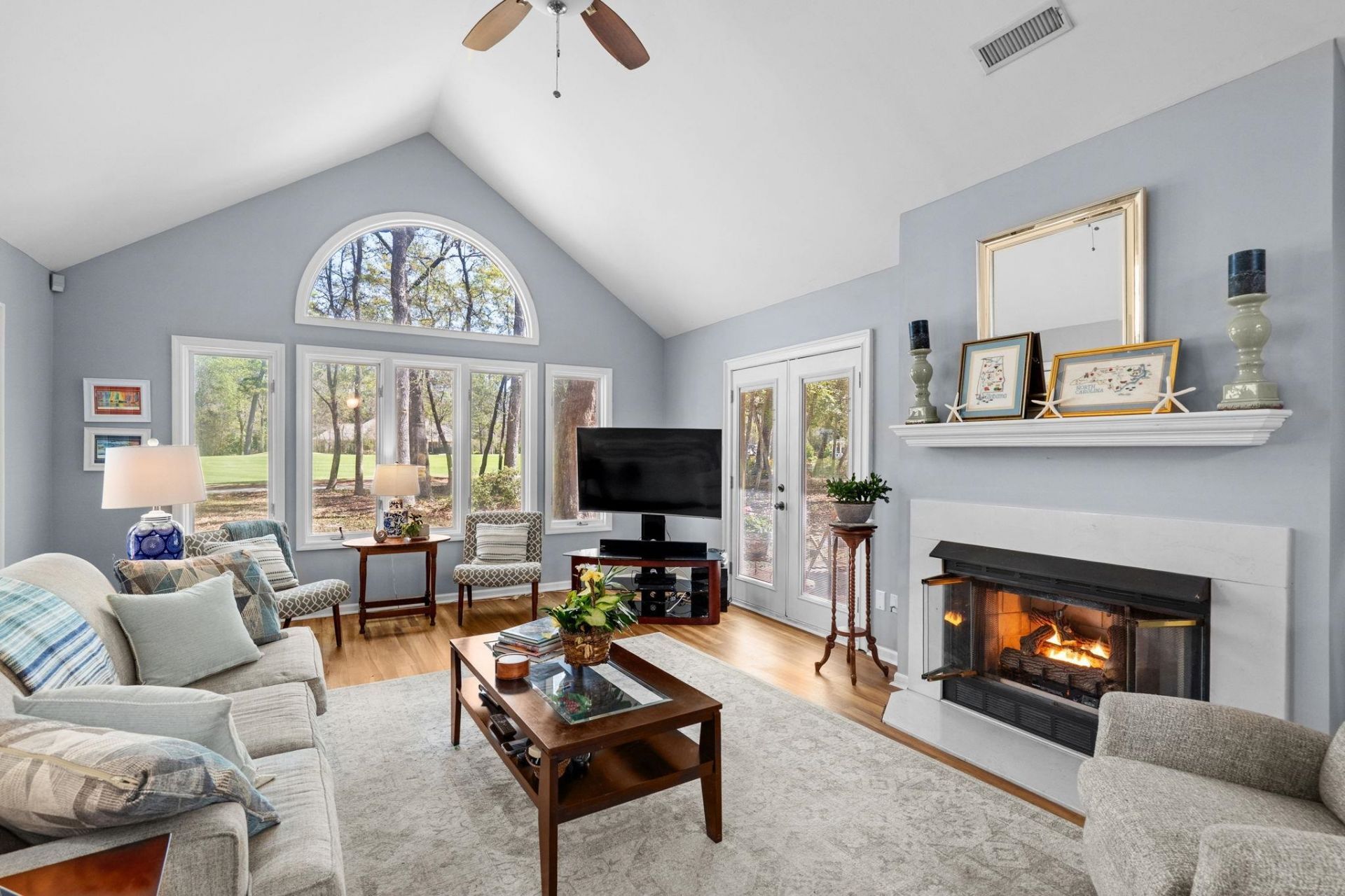 1207 Spinnaker Dr. Photo 8