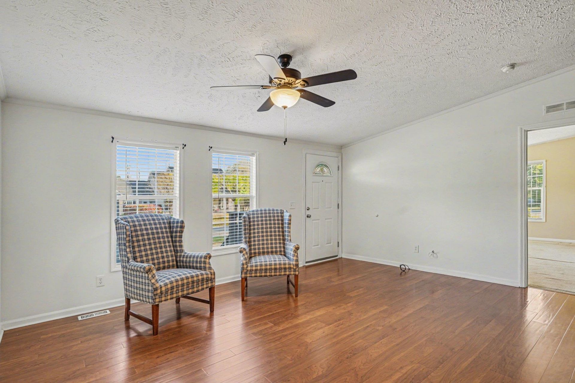 4623 Pleasant Run Ln. Photo 4