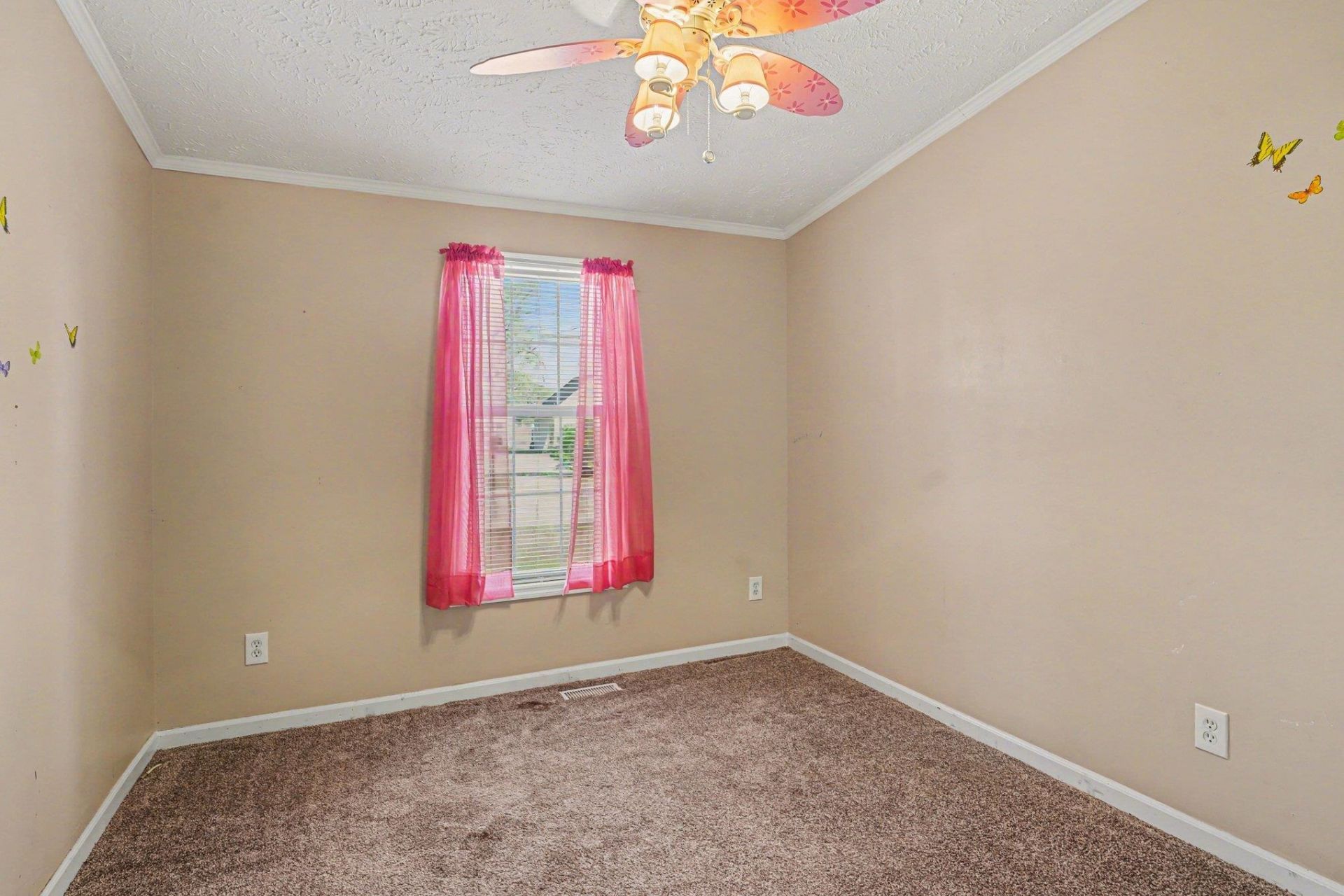 4623 Pleasant Run Ln. Photo 5