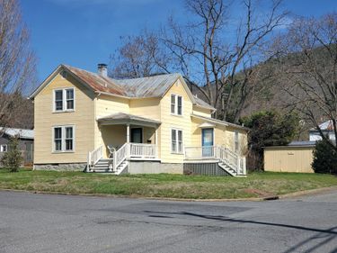 2206 Oak Ave , Buena Vista, VA 24416