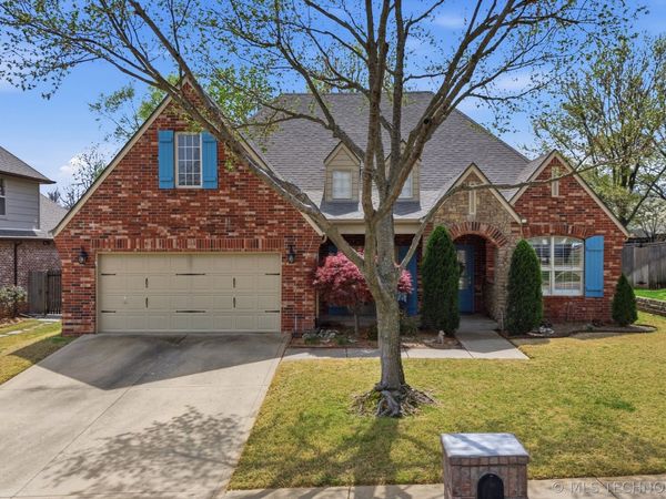 8806 E 110th Place , Tulsa, OK 74133