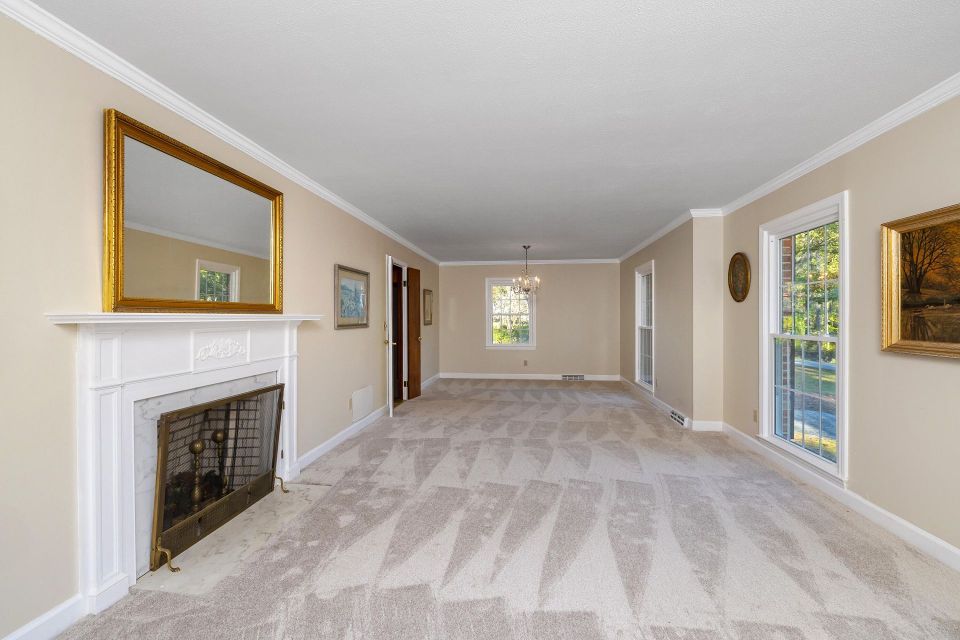 623 Pickwood Drive Photo 17