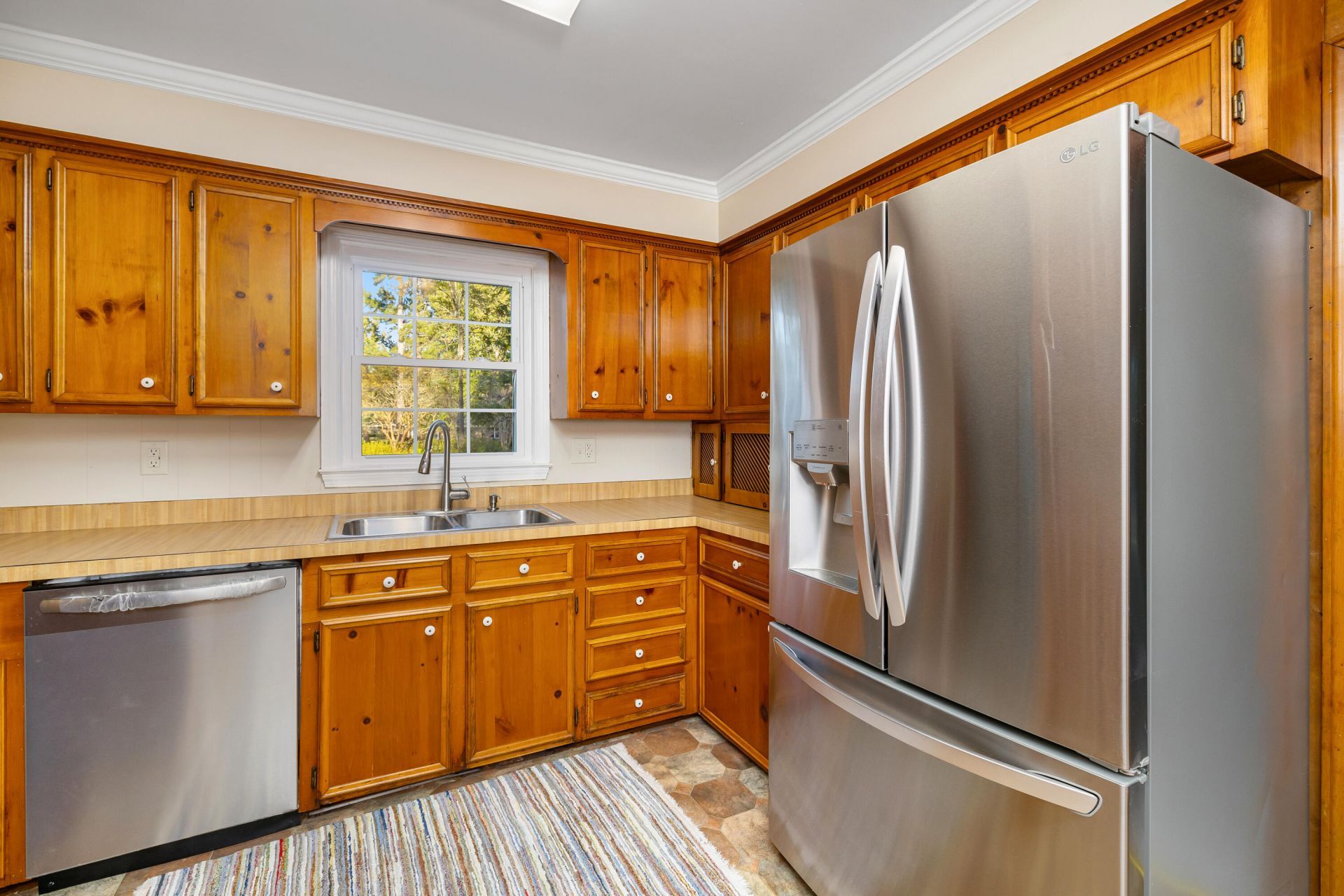 623 Pickwood Drive Photo 27