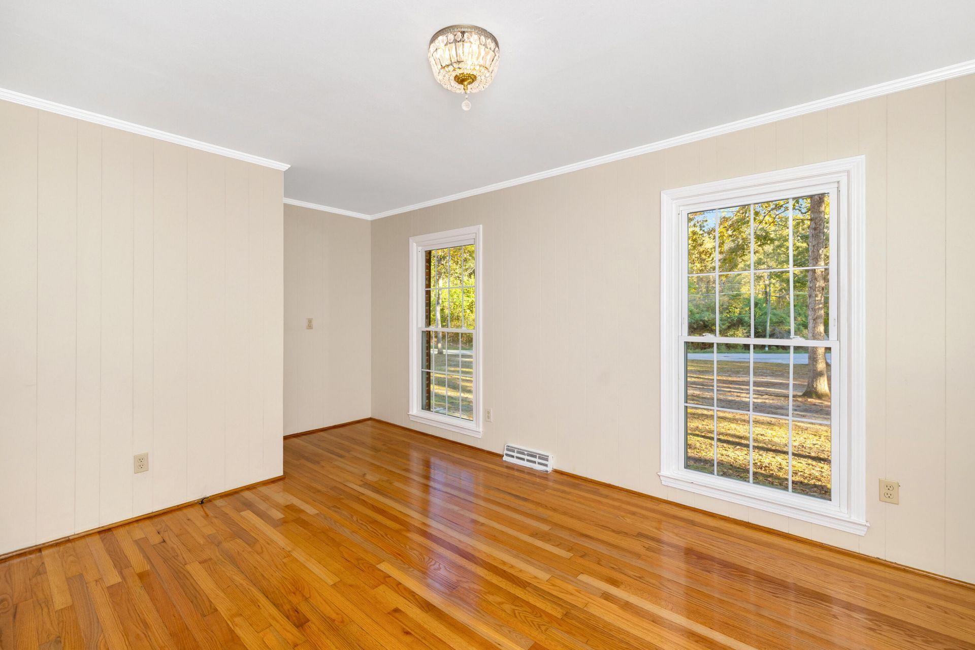 623 Pickwood Drive Photo 35