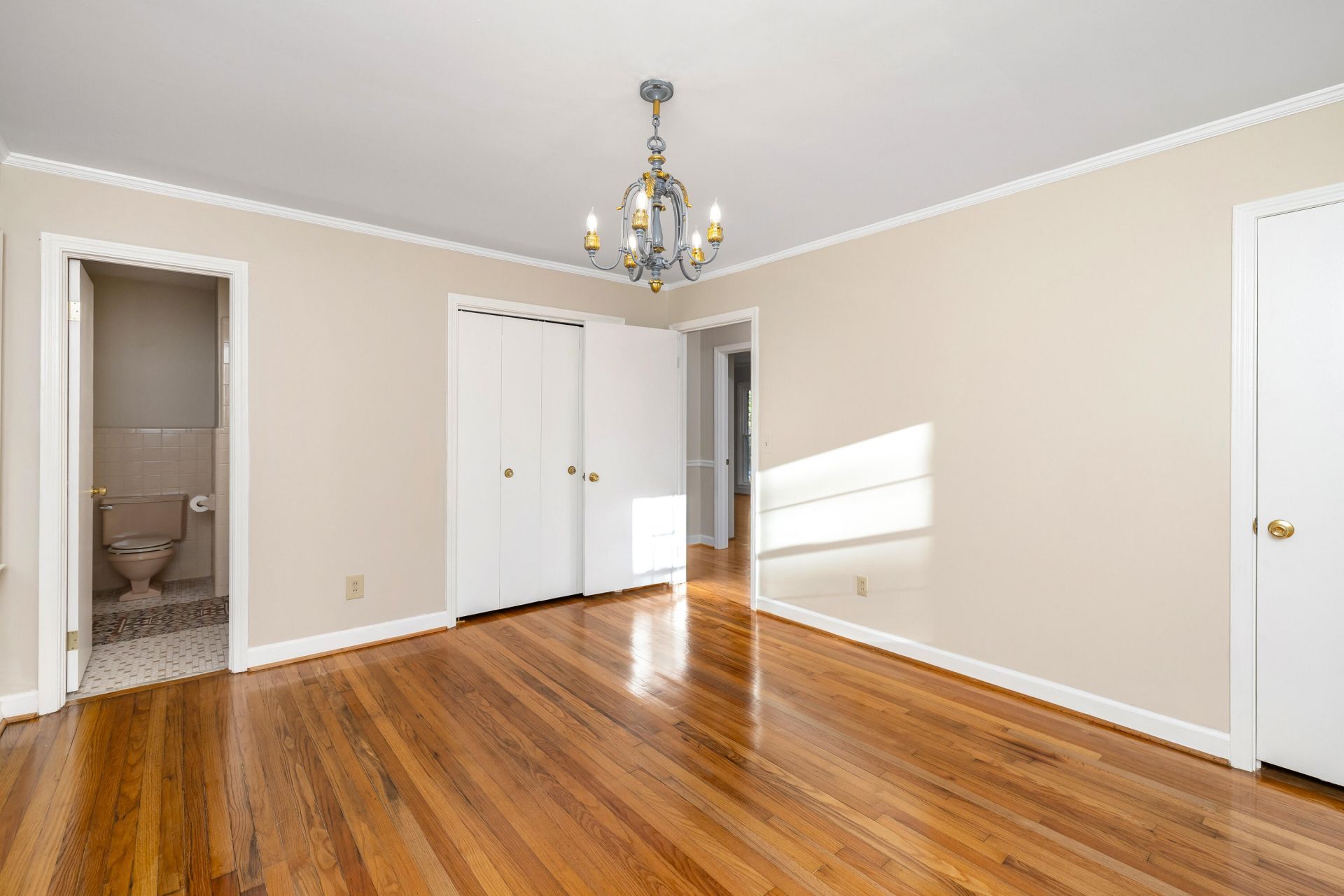 623 Pickwood Drive Photo 40