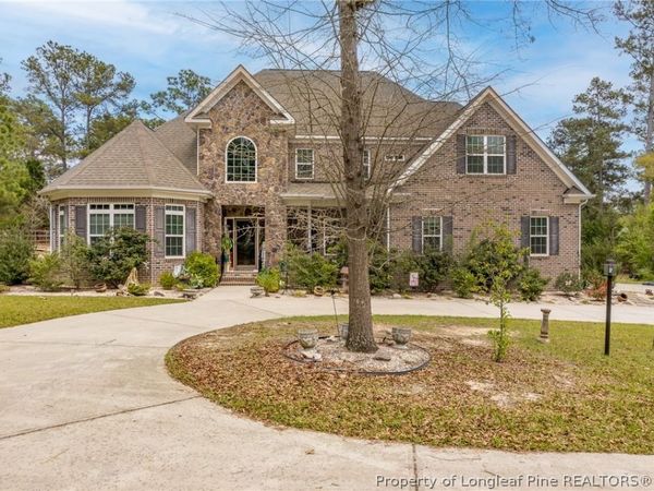 126 W Twelve Oaks Road, Raeford, NC 28376