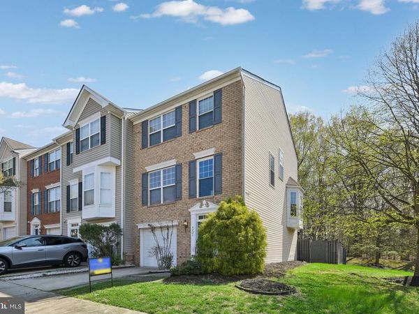 8421 GAUNTLET PLACE, WHITE PLAINS, MD 20695