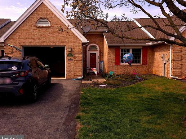 66 SANIBEL LANE, CHAMBERSBURG, PA 17201